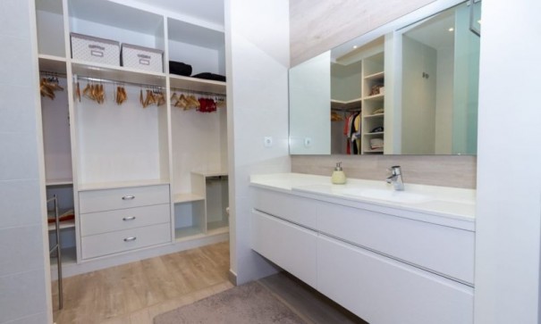 Revente - Villa Individuelle -
Benijofar