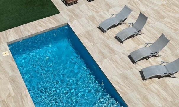 Herverkoop - Vrijstaande Villa -
Orihuela Costa