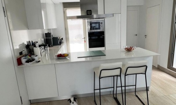 Herverkoop - Vrijstaande Villa -
Orihuela Costa