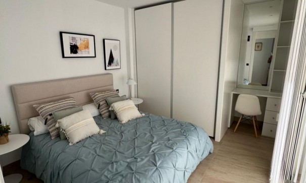 Herverkoop - Vrijstaande Villa -
Orihuela Costa