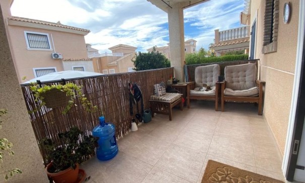 Venta - Chalet Independiente -
Orihuela Costa