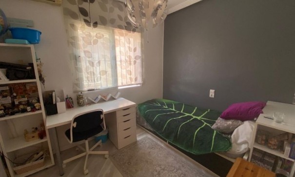 Venta - Chalet Independiente -
Orihuela Costa