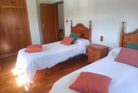 Sprzedaż - Willa wolnostojąca -
Elche