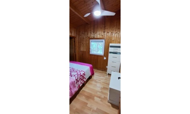 Återförsäljning - Finca lantlig egendom -
Orihuela