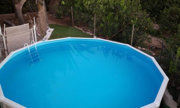 Återförsäljning - Finca lantlig egendom -
Orihuela