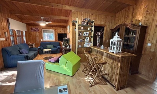 Återförsäljning - Finca lantlig egendom -
Orihuela