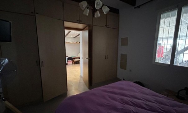 Återförsäljning - Finca lantlig egendom -
Orihuela