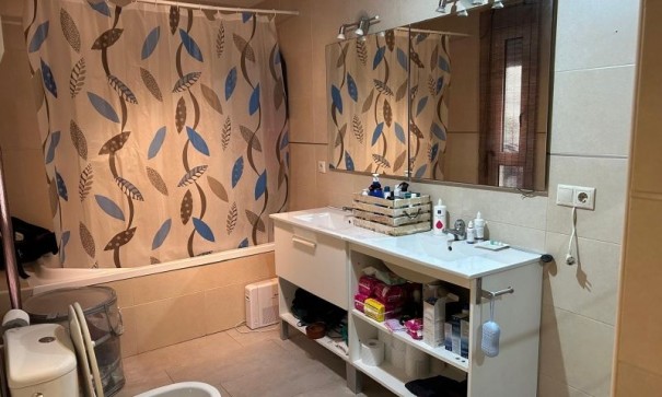 Återförsäljning - Finca lantlig egendom -
Orihuela