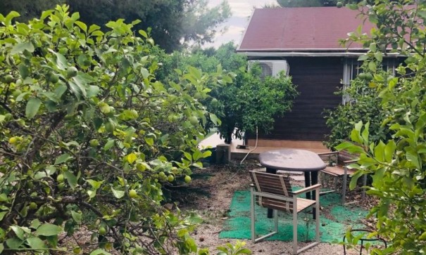 Återförsäljning - Finca lantlig egendom -
Orihuela