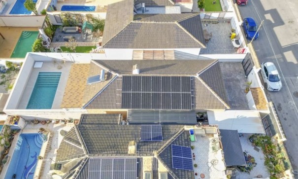 Sale - Detached Villa -
Torrevieja