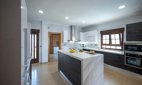 Revente - Villa Individuelle -
Avileses