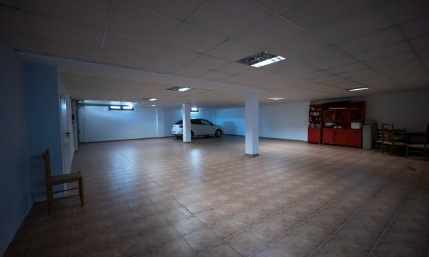 Revente - Villa Individuelle -
Avileses