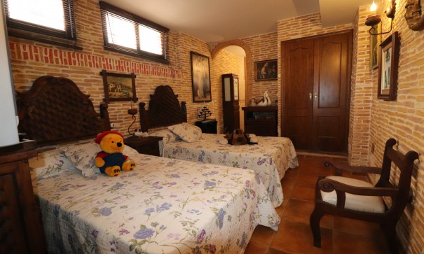 Venta - Chalet Independiente -
Daya Nueva