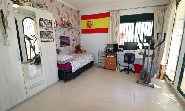 Venta - Chalet Independiente -
Ciudad Quesada - Rojales - Doña Pepa