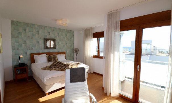 Herverkoop - Stadswoning -
Guardamar del Segura - Guardamar Playa