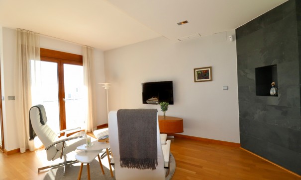 Herverkoop - Stadswoning -
Guardamar del Segura - Guardamar Playa