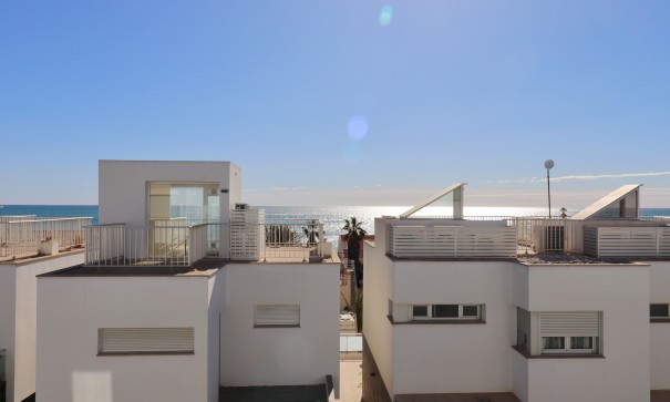 Herverkoop - Stadswoning -
Guardamar del Segura - Guardamar Playa