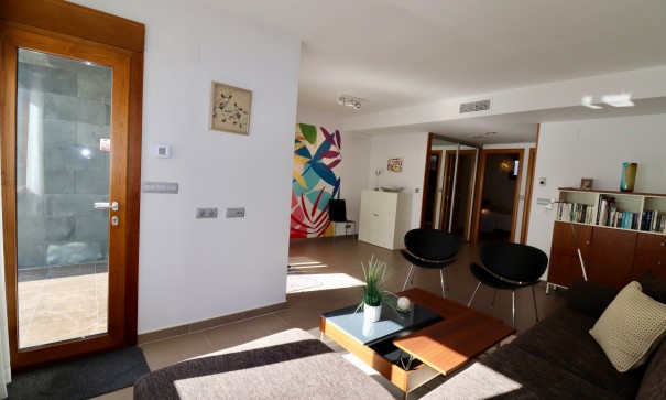 Herverkoop - Stadswoning -
Guardamar del Segura - Guardamar Playa