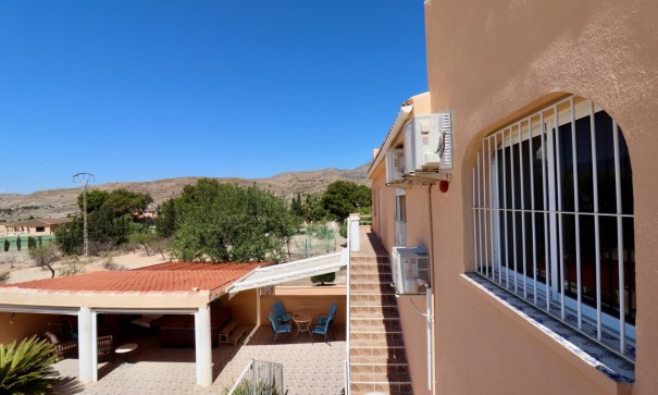 Sale - Detached Villa -
Alicante - San Vicente del Raspeig