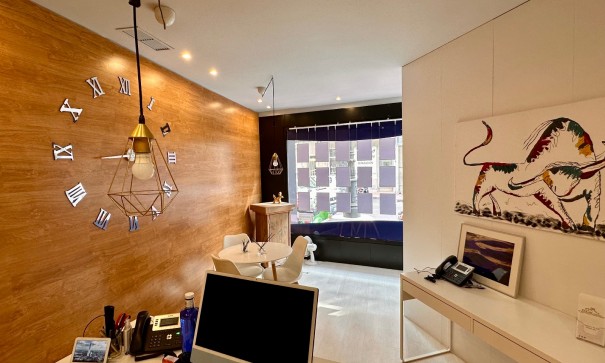 Sale - Commercial -
Guardamar del Segura - Guardamar Center