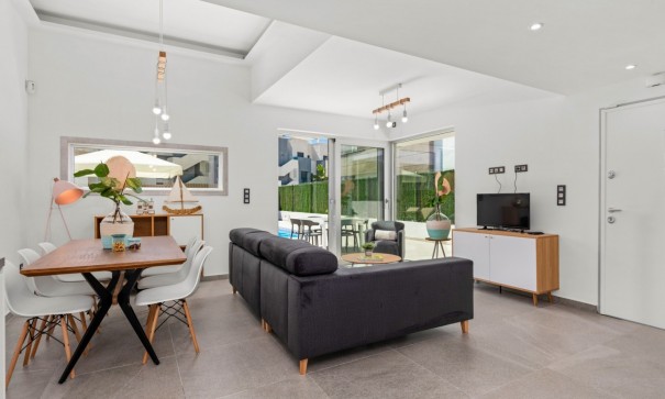 Sale - Detached Villa -
Guardamar del Segura - EL RASO