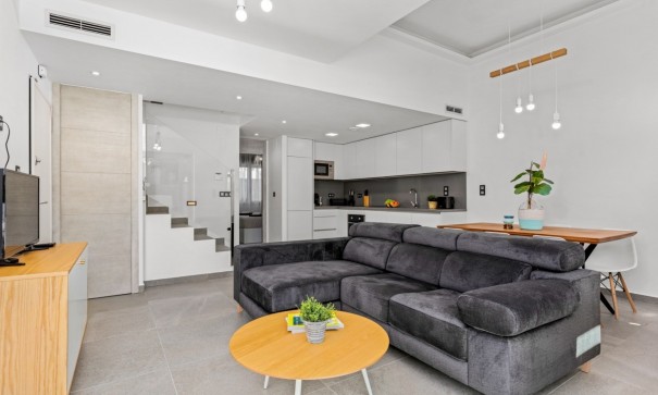 Sale - Detached Villa -
Guardamar del Segura - EL RASO