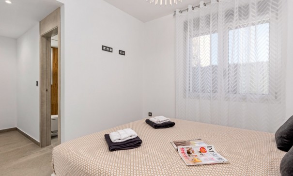 Sale - Detached Villa -
Guardamar del Segura - EL RASO