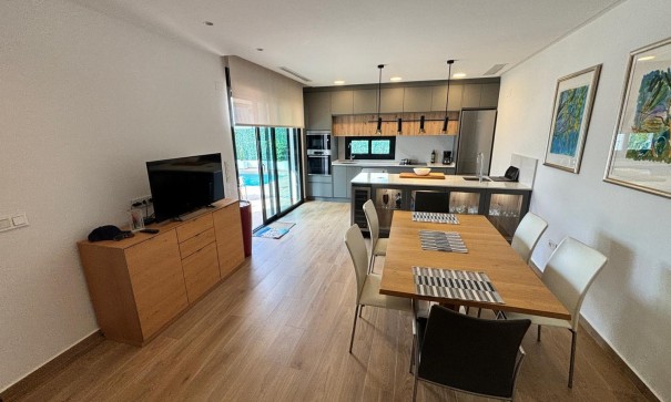 Videresalg - Fritliggende villa -
Ciudad Quesada - Rojales - Ciudad Quesada