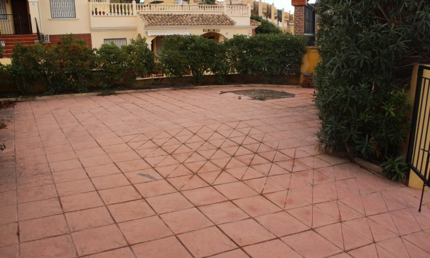 Venta - Villa adosada -
Algorfa - Montemar