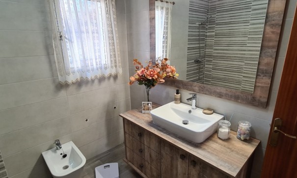 Återförsäljning - Fristående villa -
Orihuela - La Matanza