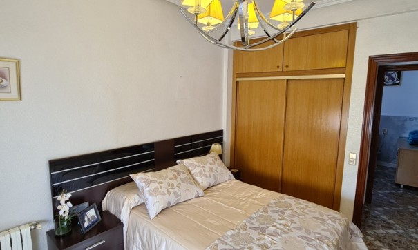 Återförsäljning - Fristående villa -
Orihuela - La Matanza