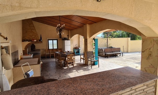 Återförsäljning - Fristående villa -
Orihuela - La Matanza