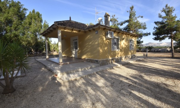 Sale - Finca Country Property -
La Matanza