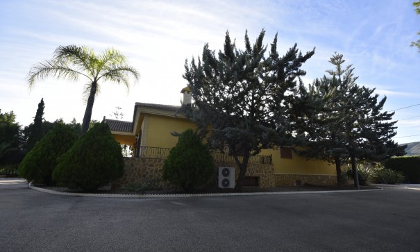 Sale - Finca Country Property -
La Matanza