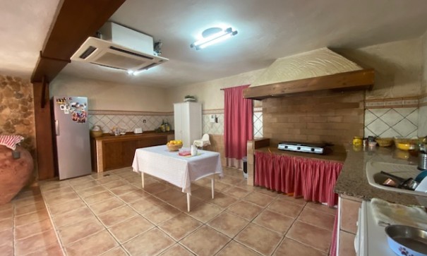 Återförsäljning - Finca lantlig egendom -
Murcia