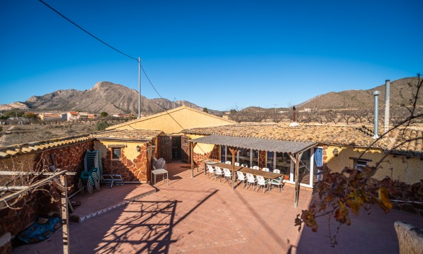 Herverkoop - Commercieel -
Hondón de las Nieves - Hondón De Las Nieves