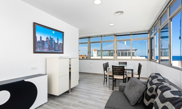 Revente - Appartement -
La Manga del Mar Menor - La Manga