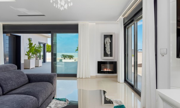 Resale - Freistehende Villa -
San Miguel de Salinas - San Miguel Salinas