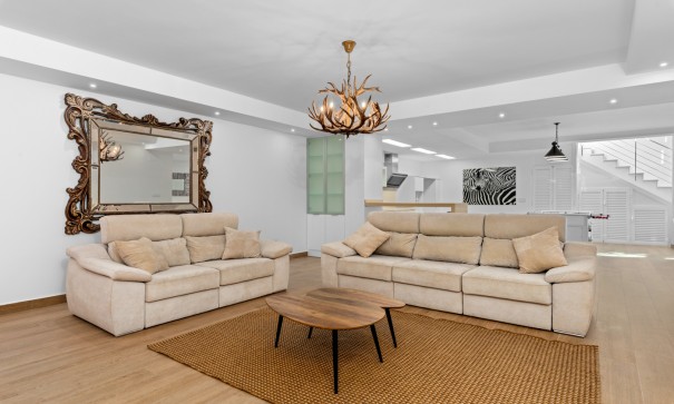 Resale - Freistehende Villa -
San Miguel de Salinas - San Miguel Salinas