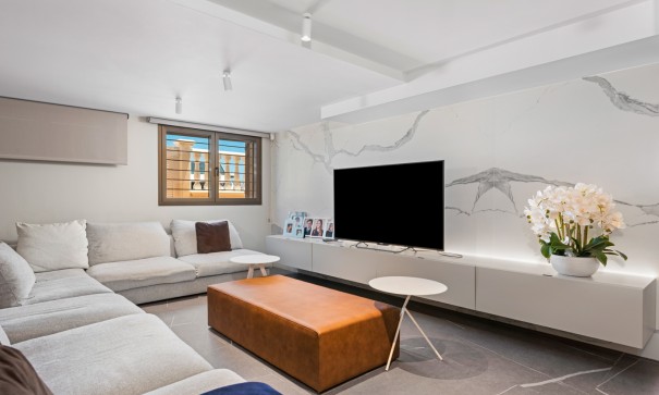 Videresalg - Byhus -
Guardamar del Segura