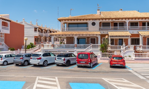 Videresalg - Byhus -
Guardamar del Segura