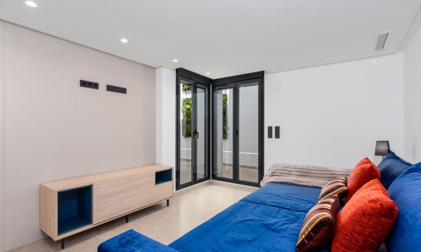 Sale - Detached Villa -
El Campello - El Amerador