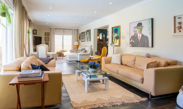 Återförsäljning - Fristående villa -
Algorfa