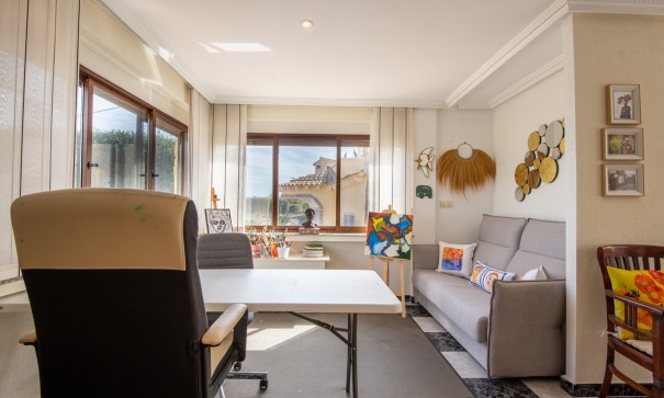 Återförsäljning - Fristående villa -
Algorfa