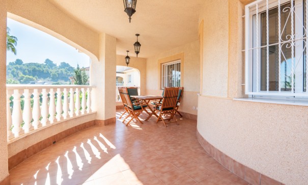 Återförsäljning - Fristående villa -
Algorfa