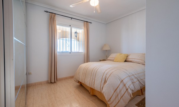 Återförsäljning - Fristående villa -
Algorfa