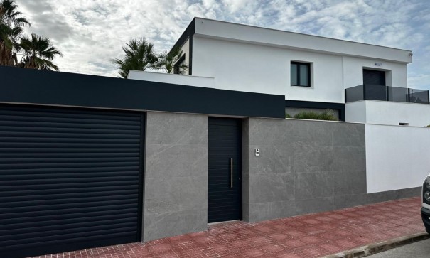 Revente - Villa Individuelle -
Rojales - Ciudad Quesada