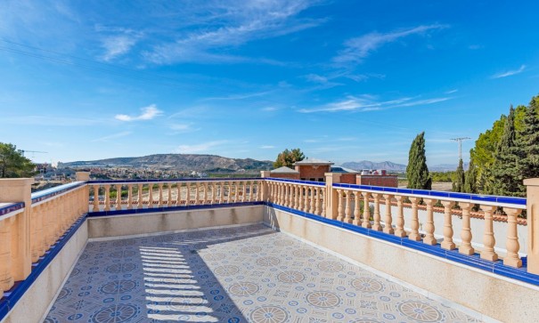 Sale - Detached Villa -
Almoradí - Lomas de La Juliana