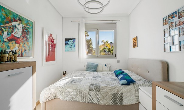 Venta - Chalet Independiente -
Alicante - Campoamor