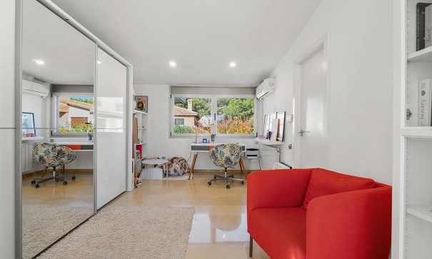 Venta - Chalet Independiente -
Alicante - Campoamor